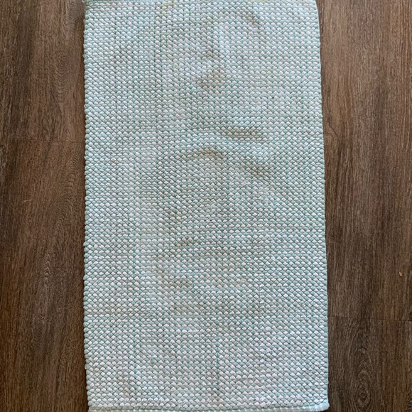 Mint Green + White Rug - Picture 5 of 5